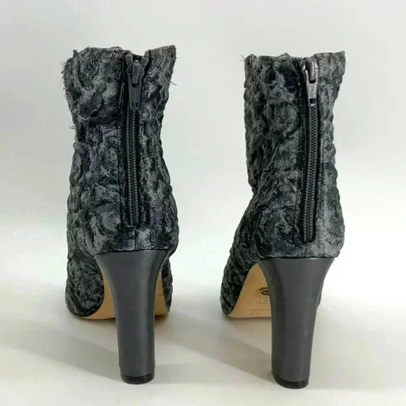 SASHA LONDON DRESS UP ANKLE BOOTS - Picture 4 of 5